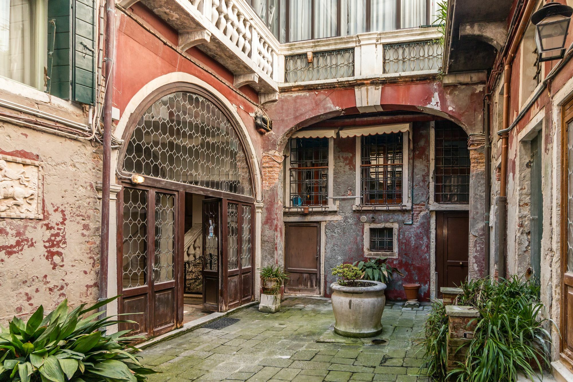Appartamento Admiral Emo Palace Over Canal Grande *